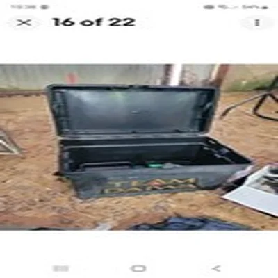 DAIWA FISHING SEAT BOX WITH TACKLE BOX.. ALARMS & OTHER ITEMS