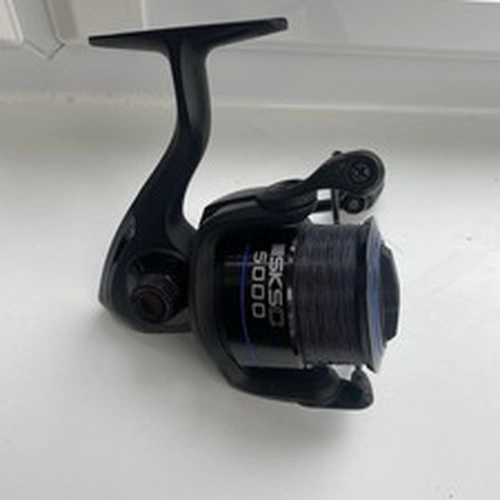SONIC SKSC5000 FIXED SPOOL FISHING REEL AND SPARE SPOOL