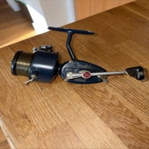 Mitchell Match Fishing Reel. Vintage Fishing Tackle. Dark Blue, Auto Bail Arm.