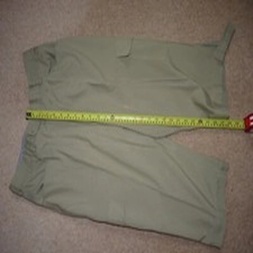 Gents lightweight fishing breeks, light green.