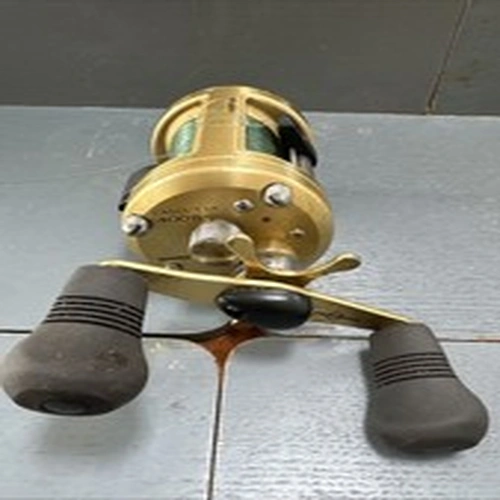 Shimano Calcutta 400 B Saltwater Reel