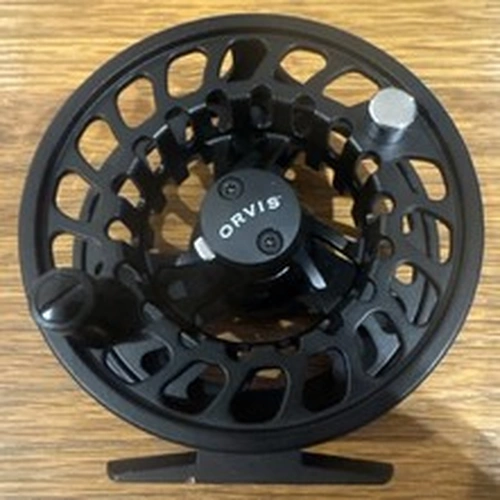 Orvis Clearwater Large Arbor IV Fly Reel + Orvis Neoprene Case – Used Once