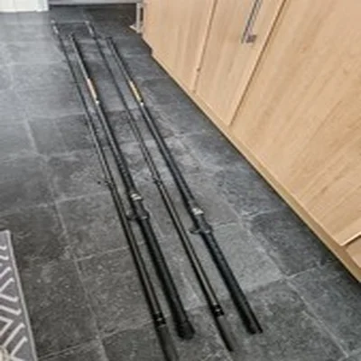 2 X 13ft 6 - 8oz Abu Garcia Suveran XP Sea Fishing Rods