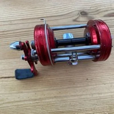 ABU Ambassadeur 6000 Red – fishing reel