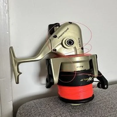 Longcast Fishing Reel With Line