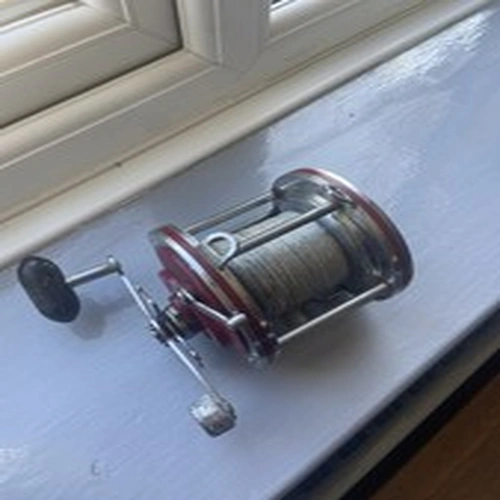 VINTAGE SHAKESPEARE 2153 MULTIPLIER SEA BOAT FISHING REEL VERY GOOD CONDITION
