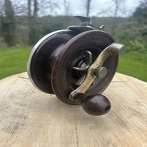 Vintage Bakelite and Steel Alvey Snapper Reel Made In Australia