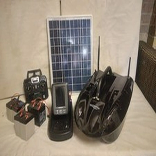 Waverunner Shuttle Bait Boat  With Toslon Tf500 & Solar Panel.