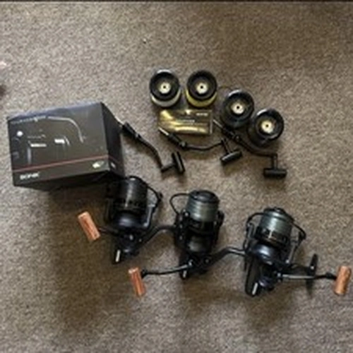 Sonik Tournos 8000 Carp Fishing Reel Bundle Spare Spools and Spare Handles VGC
