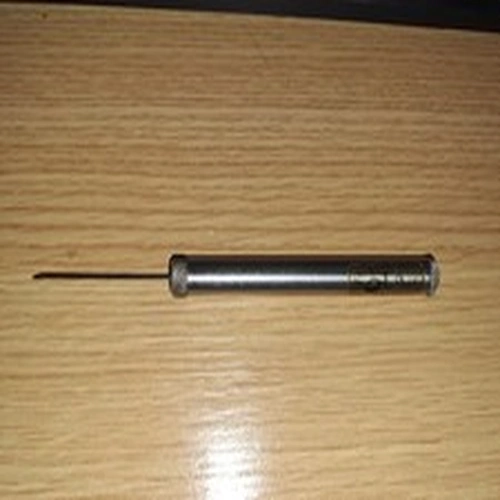 Old Solar Ss Baiting Needle