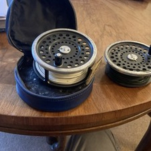 Unisex Adults Fly Fishing Reel with Spare Spool & Reel Case, Black/Silver