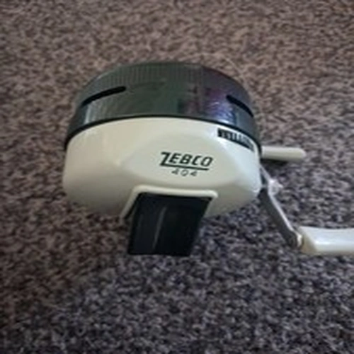 Zebco 2137533 404MBK Reel with 15 lb Test Line