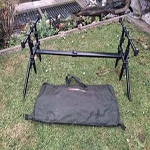 Leeda Rogue 3-in-1 Rod Pod with Carrycase