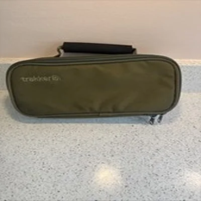 TRAKKER BITS & PIECES POUCH CARP FISHING TACKLE EXCELLENT CONDITION