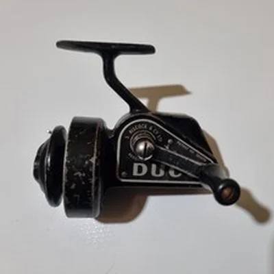 S. ALLCOCK "DUCO" REDDITCH, ENGLAND  HALF BALE SPINNING REEL..WORKS NICE !!!