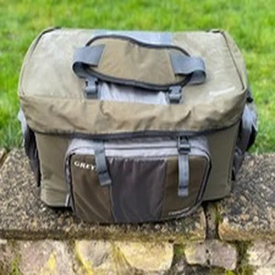 LARGE GREYS PLATINUM BANK/BOAT BAG.