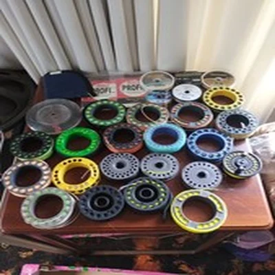 LOT OF 21 MIX FLY LINES ON SPOOLS AND 8 LOTS FLY FISHING LINE PLEASE SEE PHOTOS