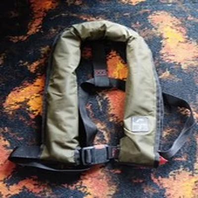 ENGLANDS SURVIVOR LIFE JACKET FLY FISHING 170N WORN A FEW TIMES BUT NEVER USED.