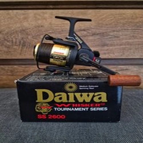 Daiwa Whisker SS2600 Tournament Carp Reel Upgraded Line Clip & Wooden Handle