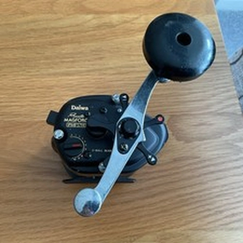 Daiwa Procaster Magforce PMF57H Fishing Reel - see description 