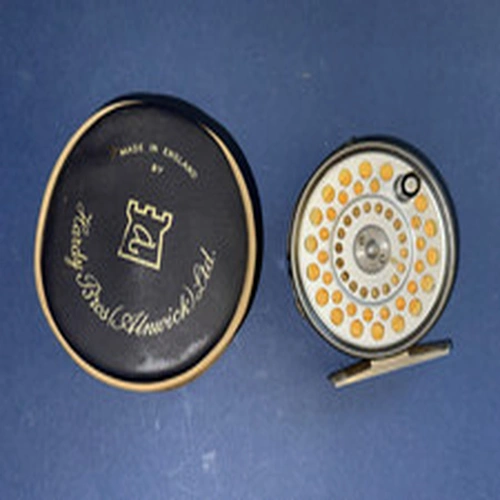 Vintage Hardy The LRH Lightweight Trout Fly Reel with Hardy Reel case