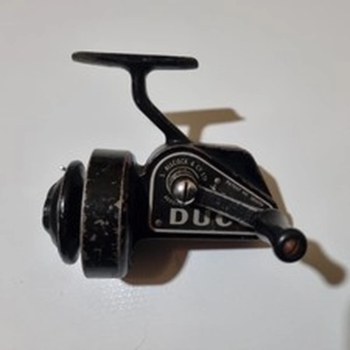 S. ALLCOCK "DUCO" REDDITCH, ENGLAND  HALF BALE SPINNING REEL..WORKS NICE !!!