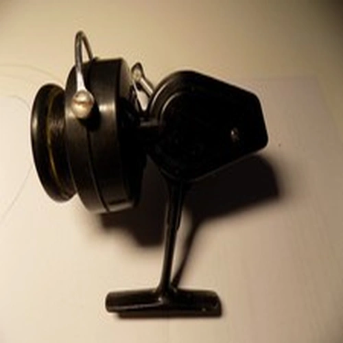 Vintage GARCIA MITCHELL 324 REEL, fully functional condition. Made in France