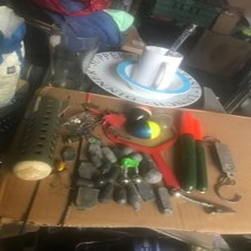 job lot of vintage fishing tackle see photos 