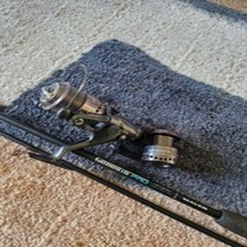 Maver MVR Reel + Maver 12ft Rod