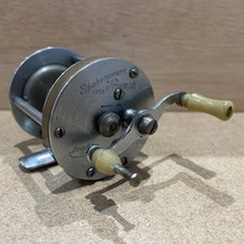 Vintage Collectors Fishing Reel Shakespeare Triumph 1958 made by Inglis Canada 
