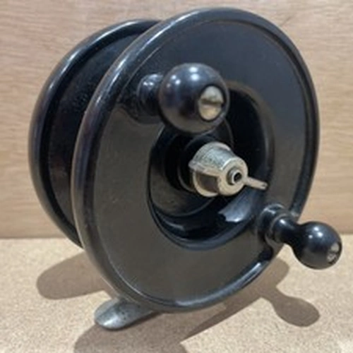 Vintage Collectors Fishing Reel Centre Pin Allcock Aerialite Black Bakelite Eng