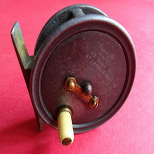 A NICE WALKER BAMPTON FOR HOLBROW 2 1/2" BROOK TROUT FLY FISHING REEL