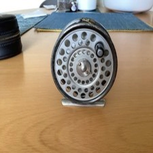 Hardy LRH Lightweight 3 3/16″ Fly Reel Padded case.