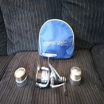shakespeare powerplay coarse fishing reel c/w 2 spools