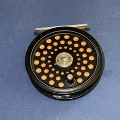Vintage Hardy Alnwick Ultralite disc #6 trout fly fishing reel with Cortland DT