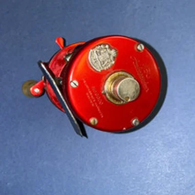 ABU Ambassadeur 6000 Red – fishing reel- Early model-Made in Sweden