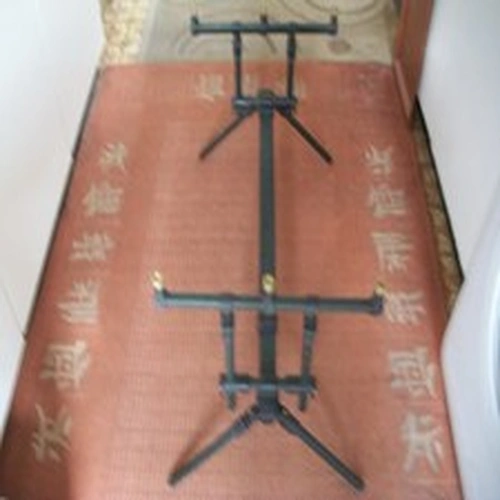 Ultimate 3 Rod Carp Pod (collapsible) with carrier bag