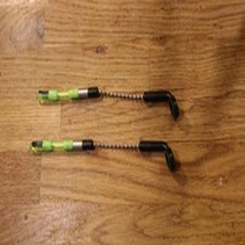 2 KORDA BASIXS MINI STOW BOBBINS CARP SET UP FISHING SWINGERS HANGERS