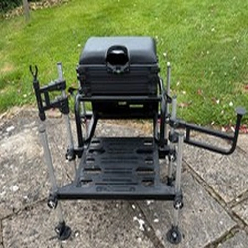 Matrix S25 Seatbox with added Preston Innovation arms
