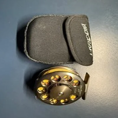 Shimano Biocraft XT LA 3/4 Fly Reel + Original Neoprene Case – Excellent