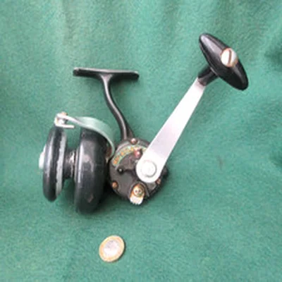 QUALITY MID-1900's SCARCE FRENCH FIXED SPOOL SEA REEL - "RU-ATLANTIC SUPER". V.G