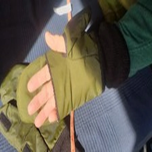 outdoor winter waterproof gloves/mittens for fishing