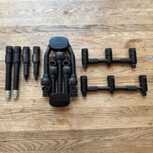 Fox Black Label QR 3-Rod Pod Complete Kit – V Good Condition