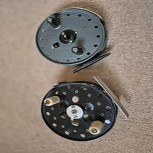 2X VINTAGE centrepin reels