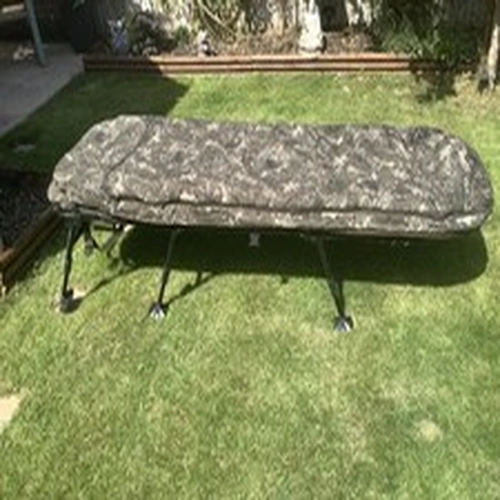 Nash Indulgence SS3 MF60 5-Season 6-Leg Bed Chair Set for Carp Fishing