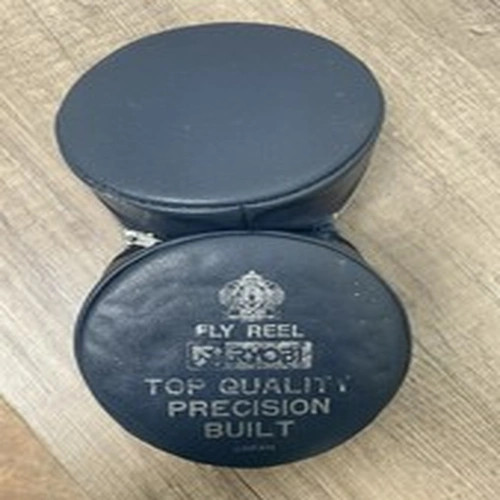 Vintage RYOBI 444 Fly Reel  With Case