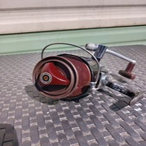 Vintage Daiwa Fishing Reel