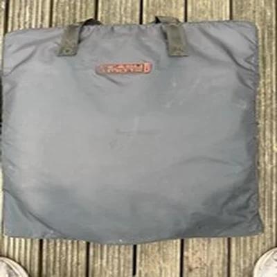 Fox Easy Mat XL Unhooking Carp Care with Carry Bag