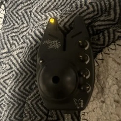 Fox Micron DXR yellow bite alarm  good condition  with hard case used