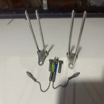 Taska Snag Ears and Bobbin’s Pack of 2 Carp Fishing tackle